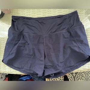 Size XL athletic shorts